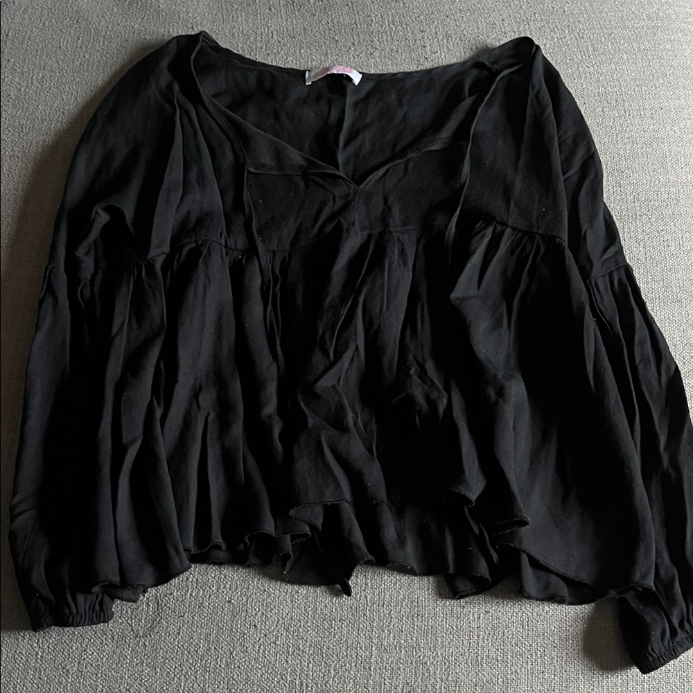 Black Babydoll Women's Top with Flowy Sleeves
